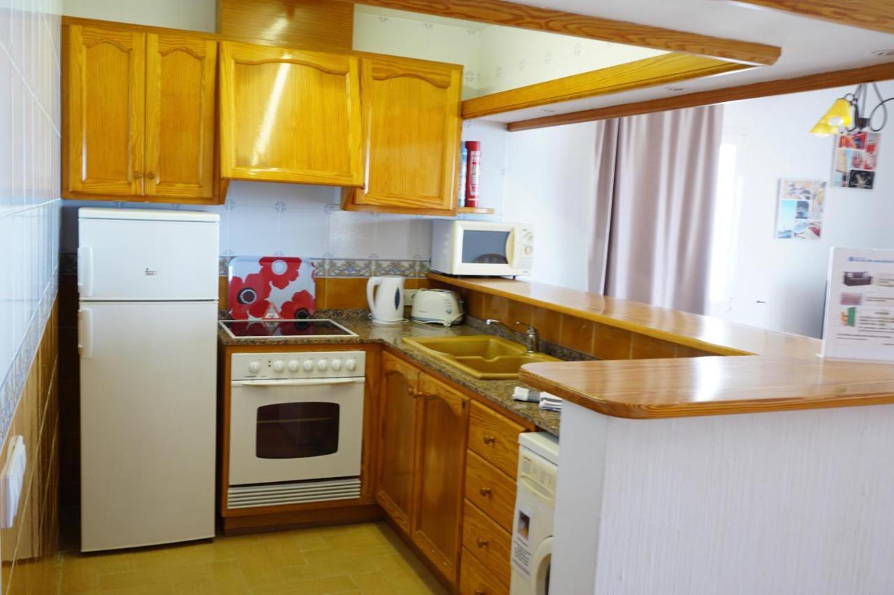 Apartamentos Punta Prima Beach ภายนอก รูปภาพ