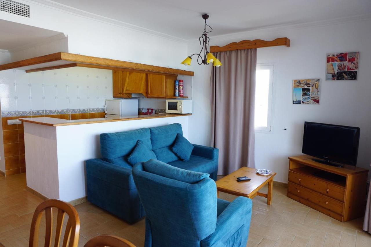 Apartamentos Punta Prima Beach ภายนอก รูปภาพ