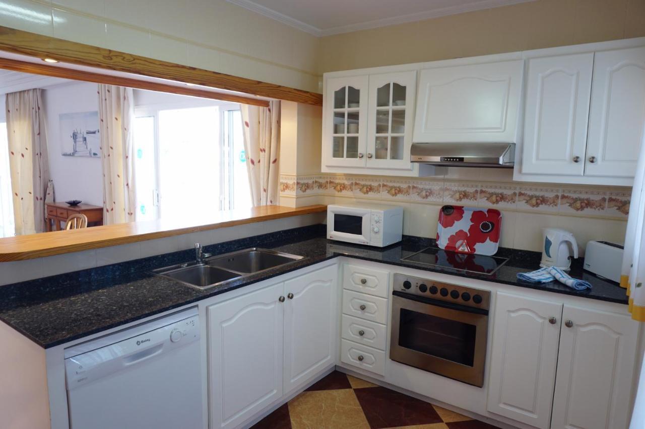 Apartamentos Punta Prima Beach ภายนอก รูปภาพ