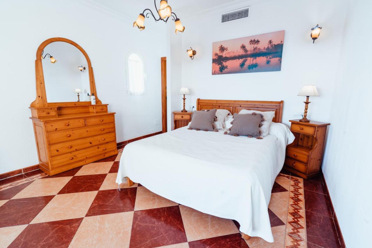 Apartamentos Punta Prima Beach ภายนอก รูปภาพ