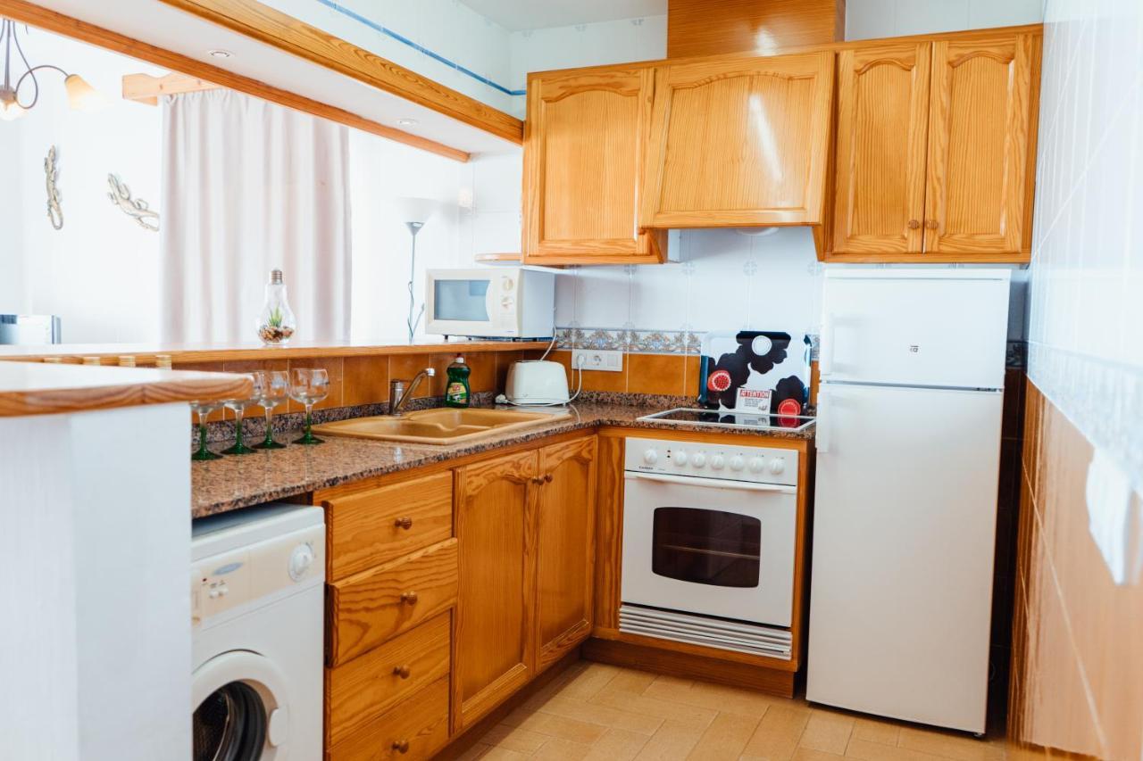 Apartamentos Punta Prima Beach ภายนอก รูปภาพ