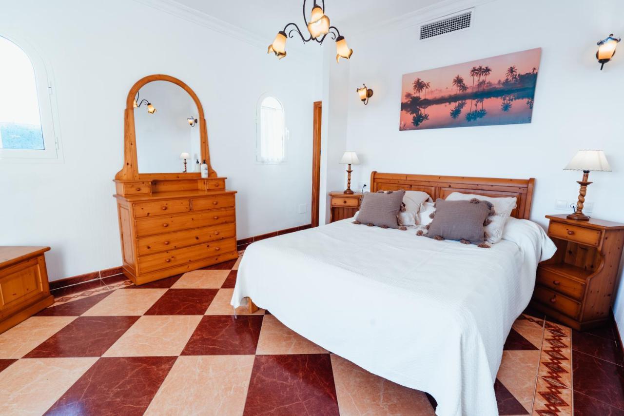 Apartamentos Punta Prima Beach ภายนอก รูปภาพ