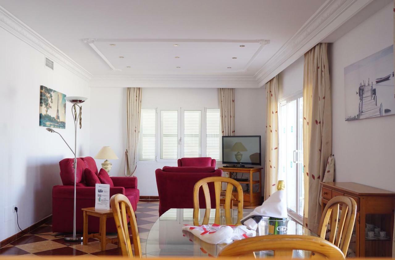 Apartamentos Punta Prima Beach ภายนอก รูปภาพ